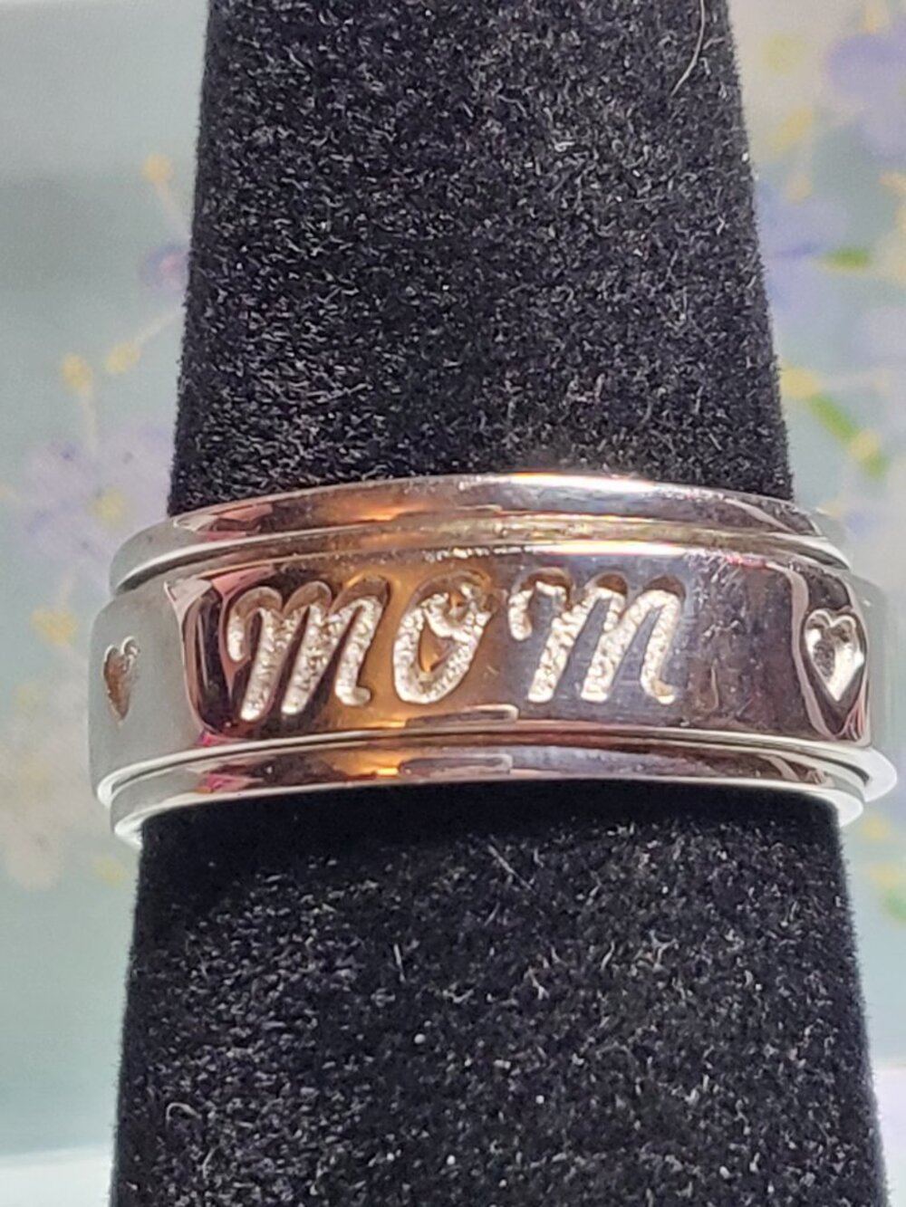 Sterling Silver "MOM" Spinner Ring